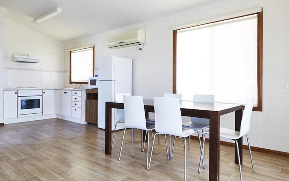Nrma Victor Harbor Beachfront Holiday Park Экстерьер фото