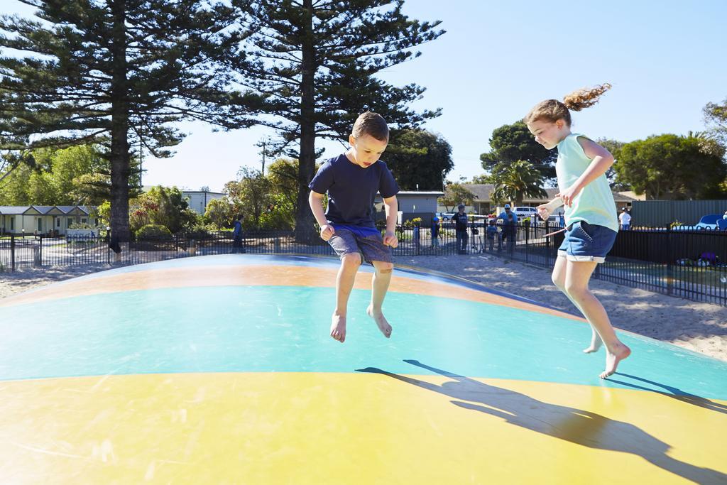 Nrma Victor Harbor Beachfront Holiday Park Экстерьер фото