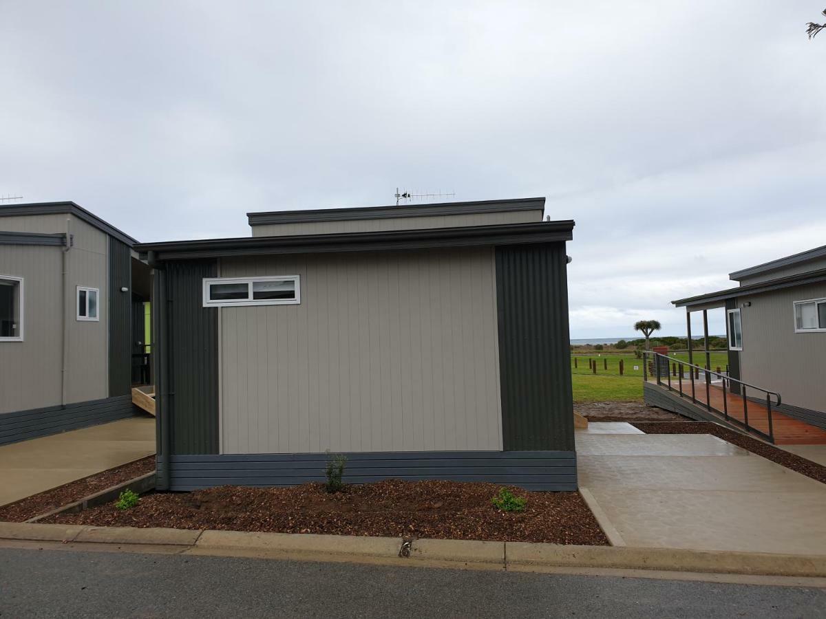 Nrma Victor Harbor Beachfront Holiday Park Экстерьер фото